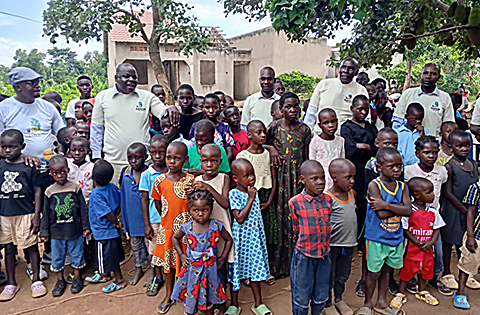 The Davion Cares Foundation, group image